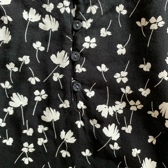 Floral Tank Top - Picture 3 of 5